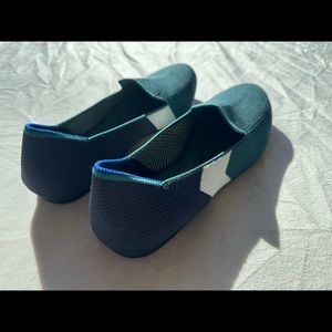 Rothys Spruce Prep Loafers size 8.5